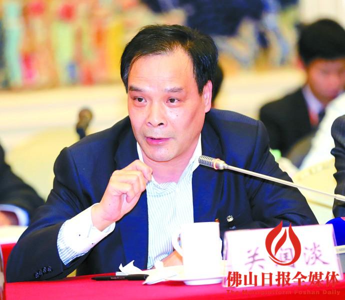 {佛山政府领导换届工作报告}.