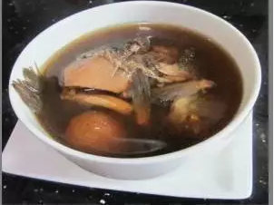 绵茵陈鲫鱼祛湿汤