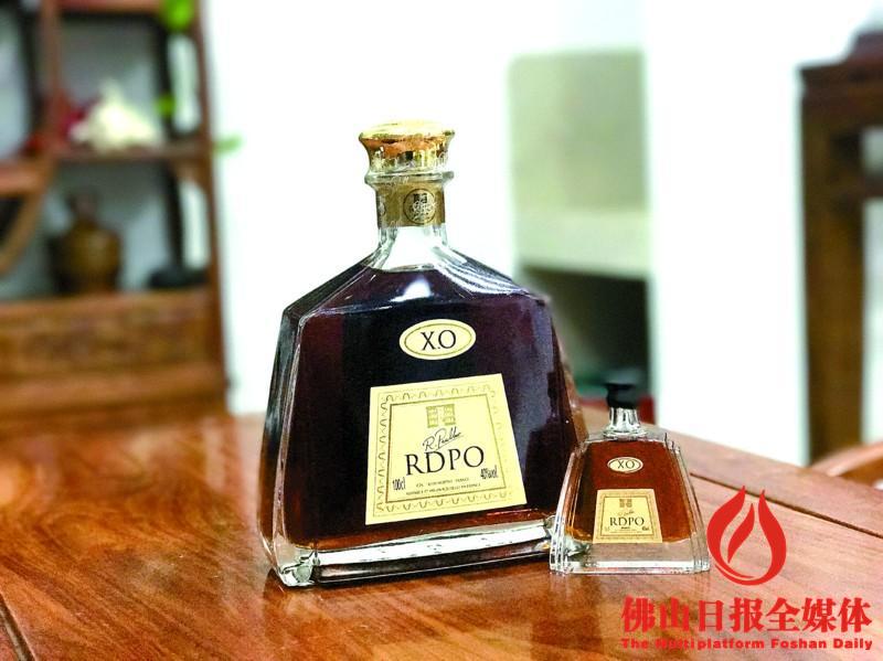 也就是说,酒龄在装瓶时就已定下,其价格也基本尘埃落定.