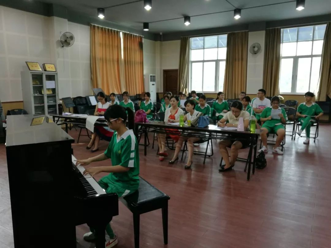 南海执信中学艺术生考取艺术名校探索