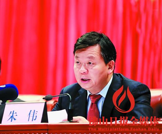 昨日,市委副书记,市长朱伟总结全市上半年经济工作,部署下半年经济